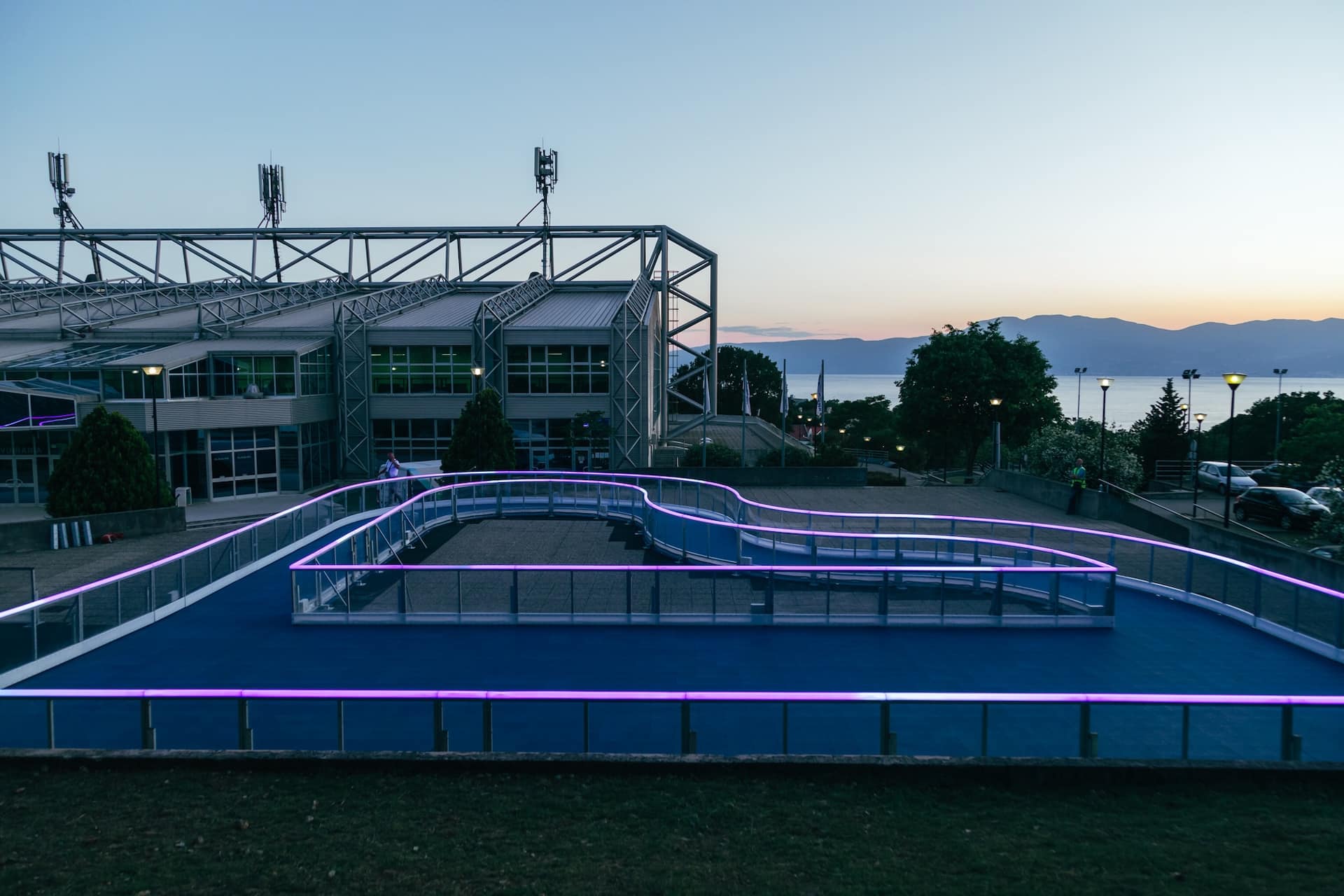 Arctic ograde - POLIKARBONAT PC (TRANSPARENTNE) LED rukohvat