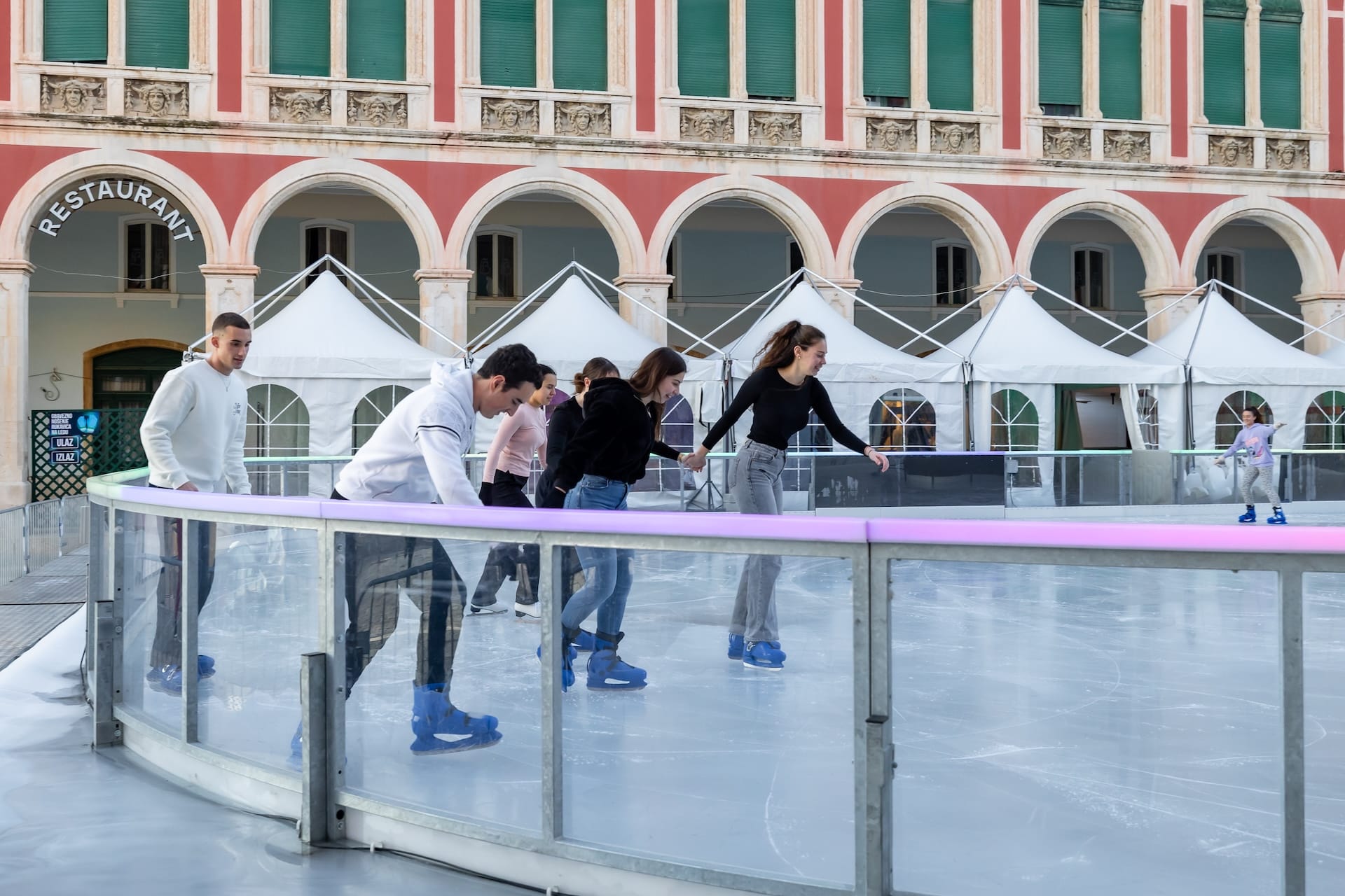 Arctic ograde - POLIKARBONAT PC (TRANSPARENTNE) LED rukohvat